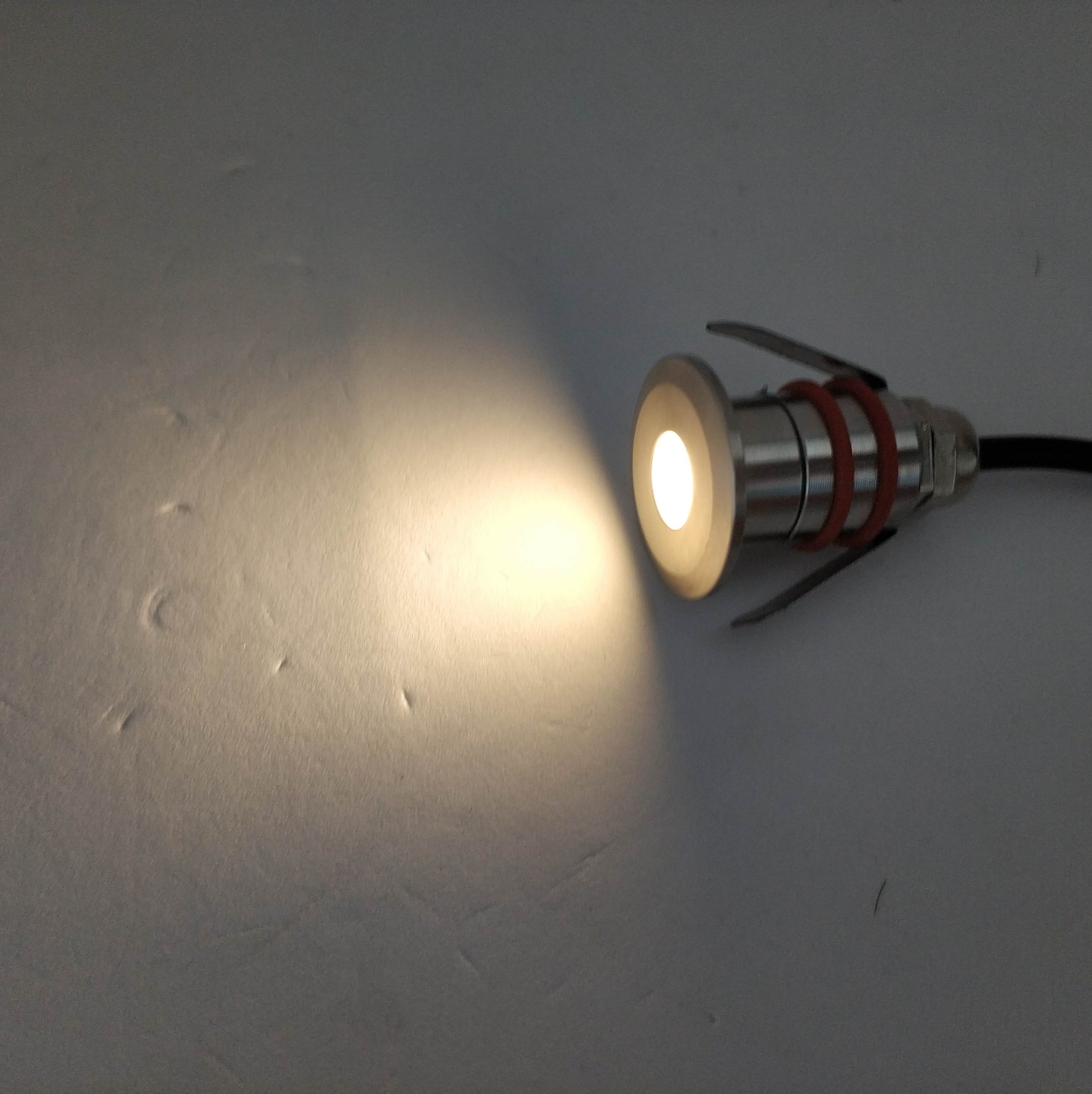 New Outdoor Mini LED landscape light Dia25mm, H34mm, Cut 18mm, 304SS, IP68 6 New Outdoor Mini LED landscape light Dia25mm, H34mm, Cut 18mm, 304SS, IP68 - Image 6